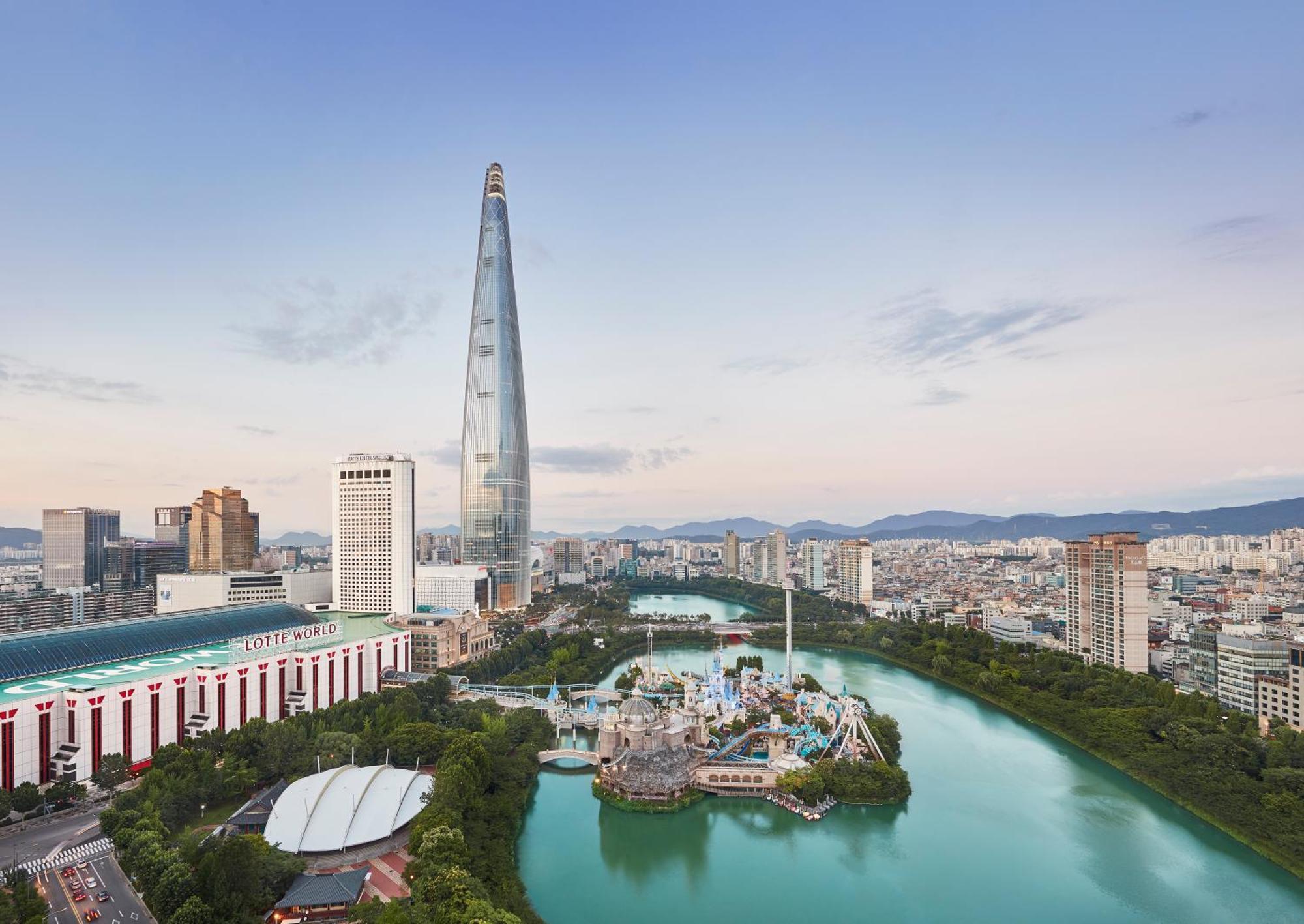 Lotte Hotel World Seoul Exterior photo Han River in Seoul